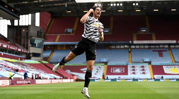 Edinson Cavani will be staying at Manchester United.